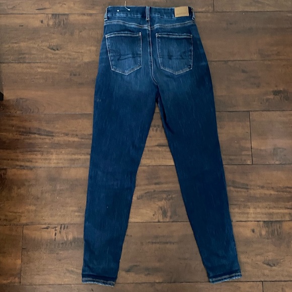 American Eagle Curvy Stretchy High Rise Jeans - Picture 4 of 7